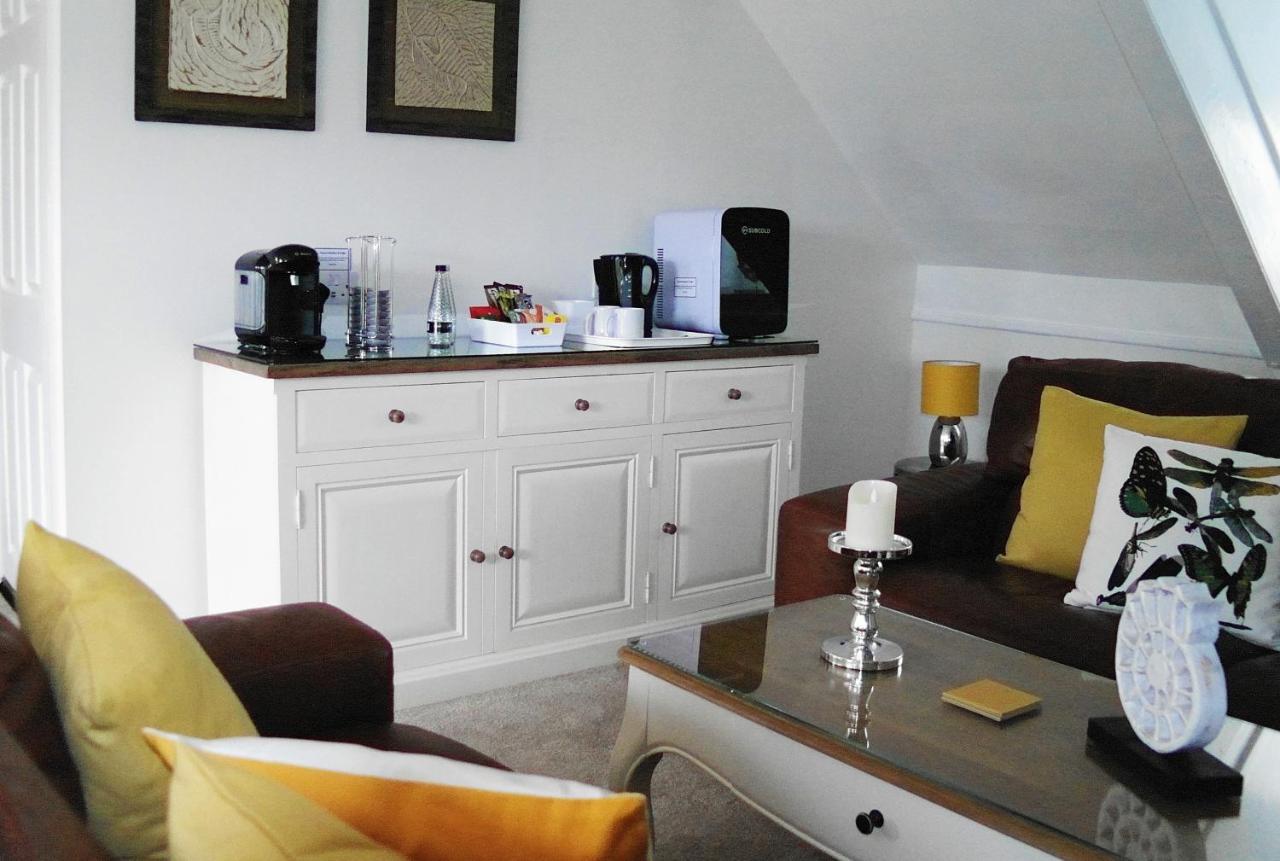White Linen Whitby, Room Only Экстерьер фото