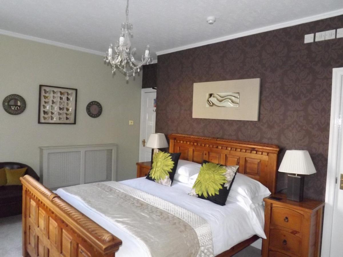 White Linen Whitby, Room Only Экстерьер фото