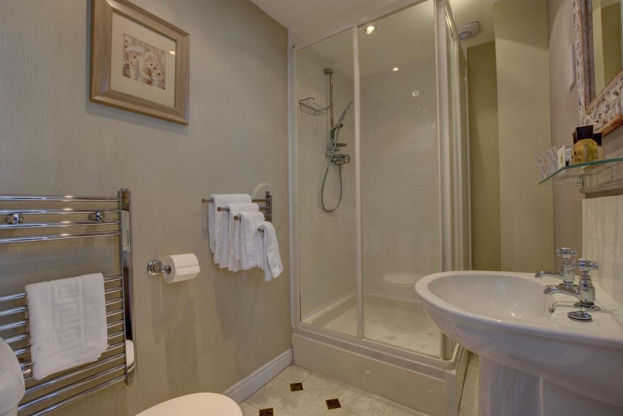 White Linen Whitby, Room Only Экстерьер фото