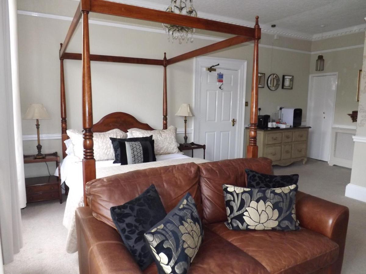 White Linen Whitby, Room Only Экстерьер фото