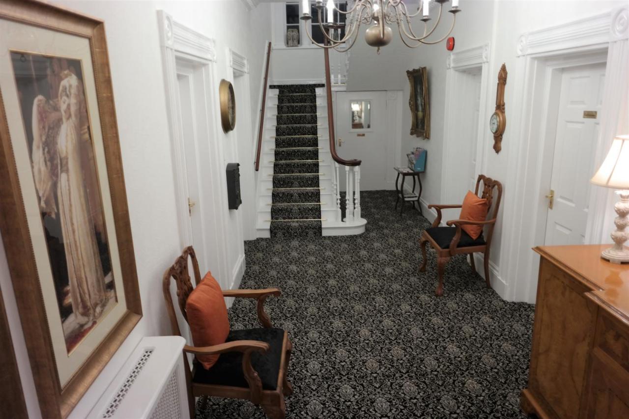 White Linen Whitby, Room Only Экстерьер фото