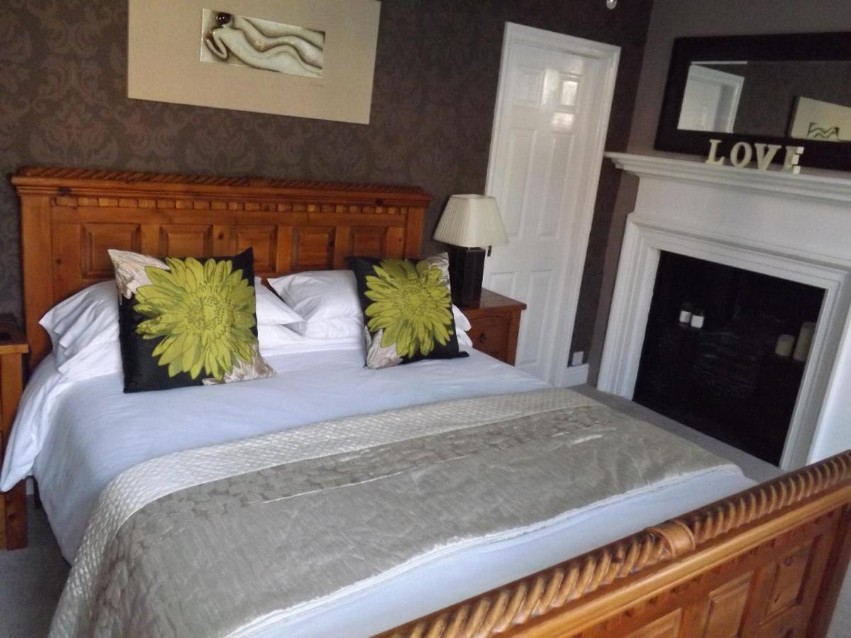 White Linen Whitby, Room Only Экстерьер фото